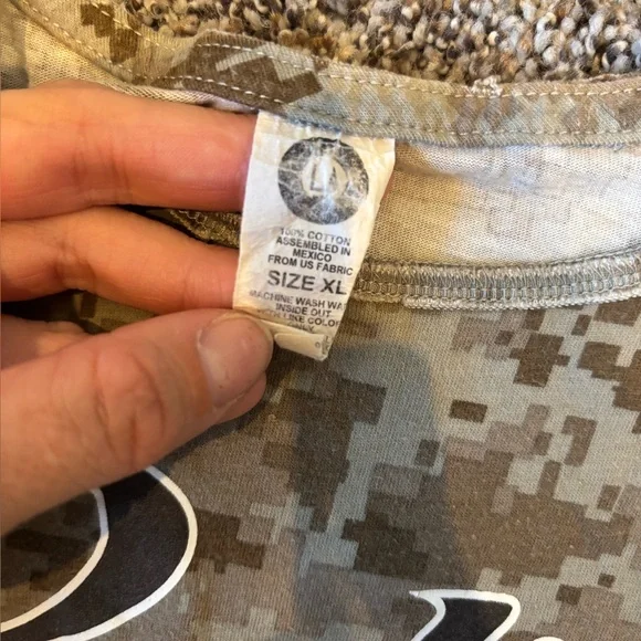 Padres xl mens preloved preowned Camo T-Shirt - Picture 3 of 4